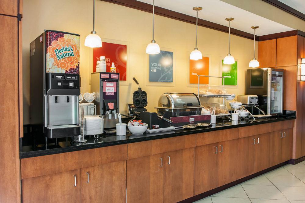 Comfort Suites Southport Dış mekan fotoğraf