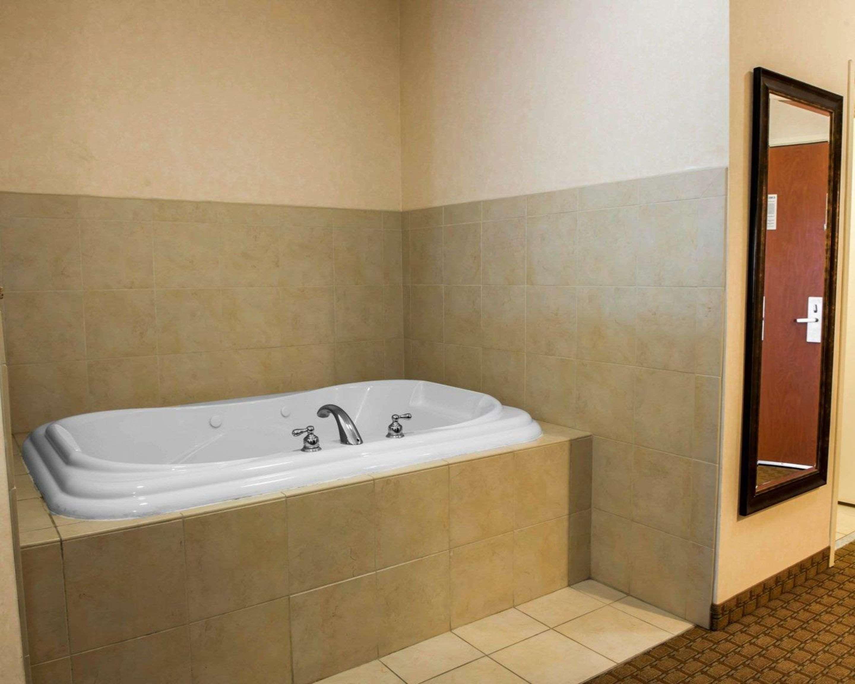 Comfort Suites Southport Dış mekan fotoğraf