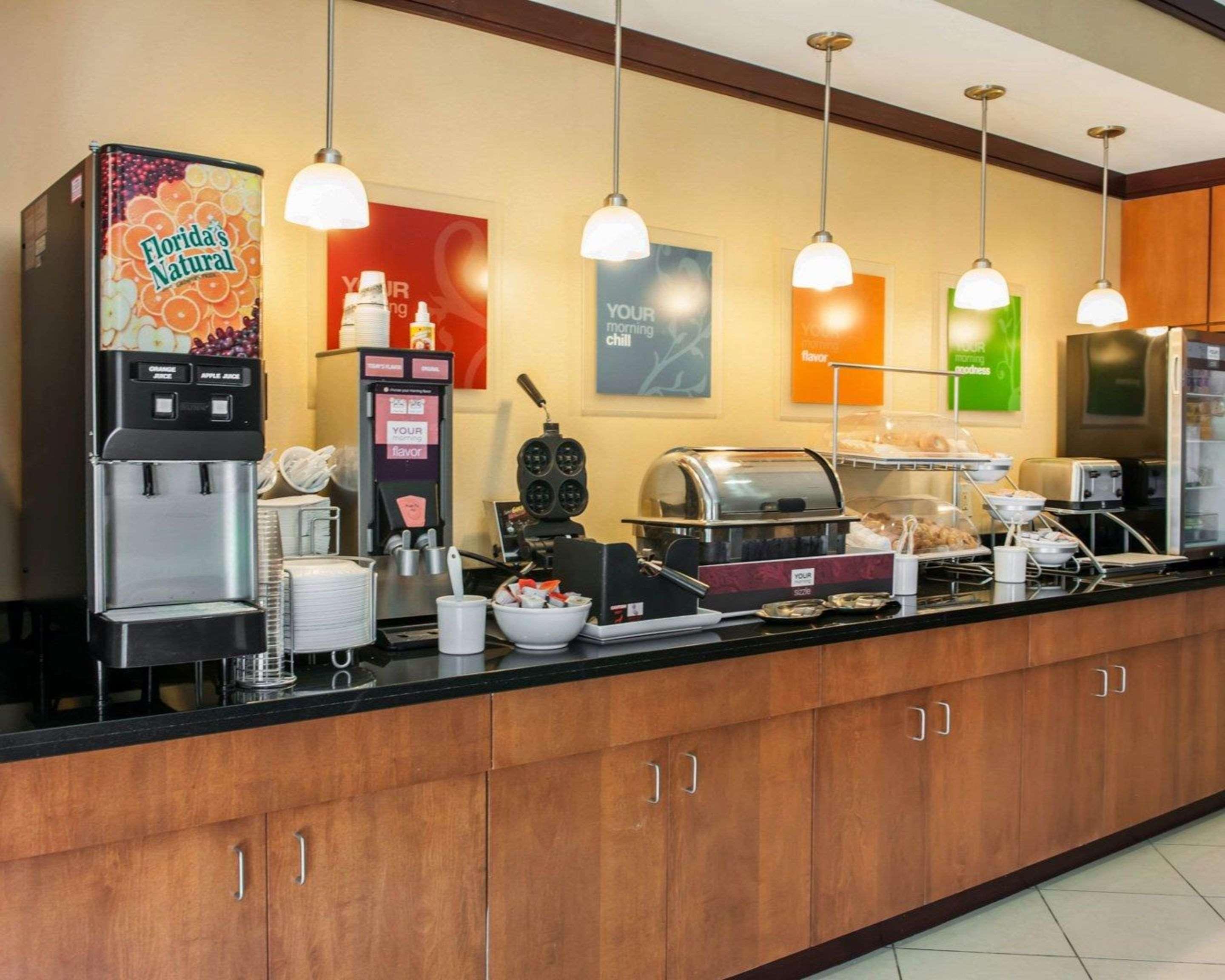 Comfort Suites Southport Dış mekan fotoğraf